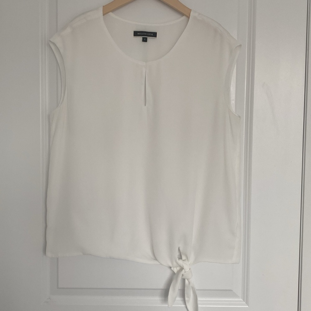 Sleeveless Top. - Picture 3 of 4